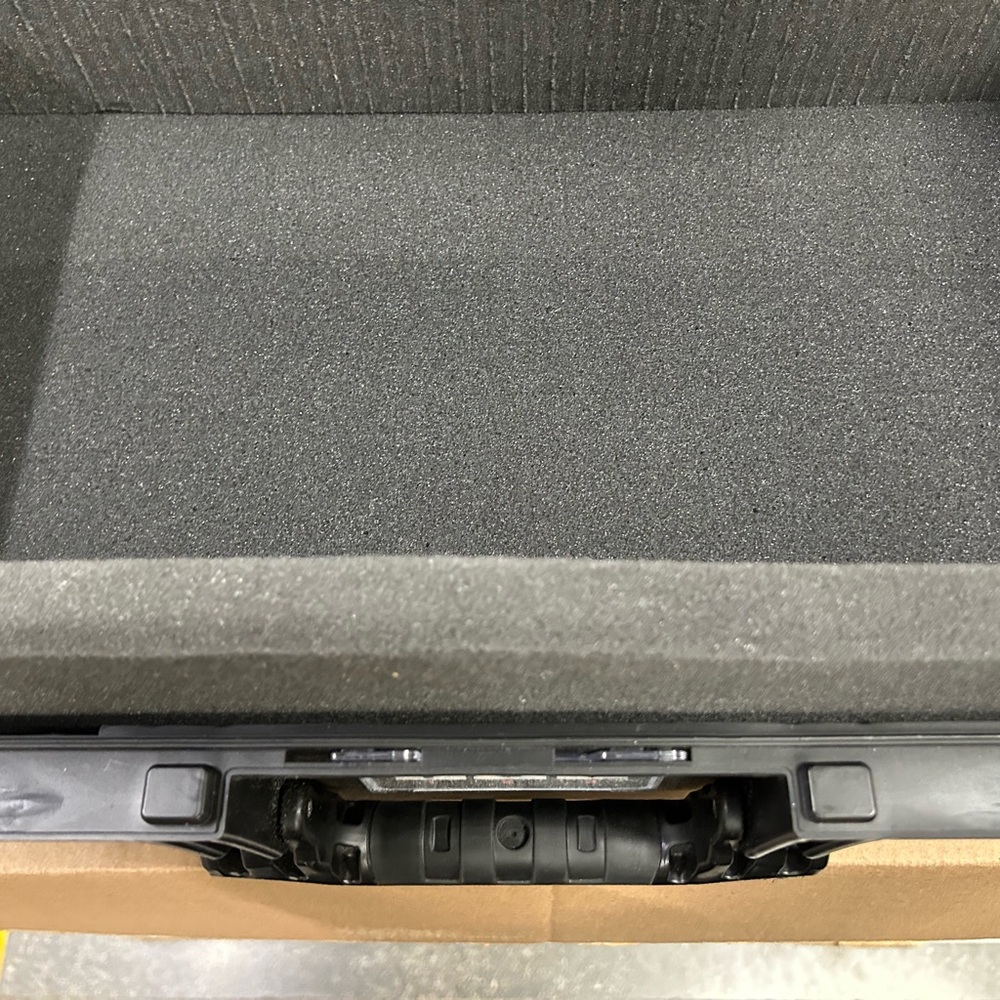 Pelican Air 1535 Rugged Black Camera Case - Picture 8 of 14